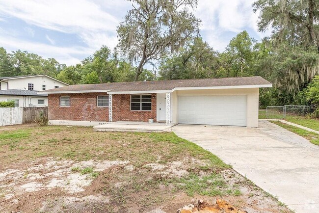 Building Photo - 1526 W Beresford Ave Rental