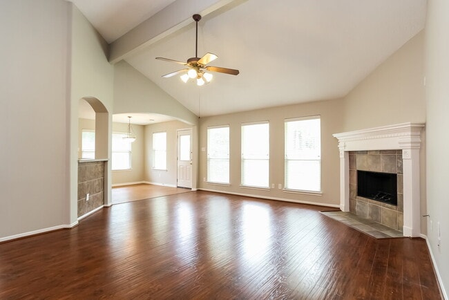 Photo - 27 Orchid Grove Pl