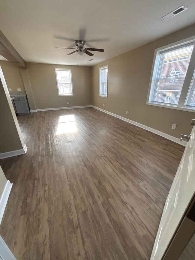 Photo - 2 Bedroom in Lancaster! February Free!! Unidad 116