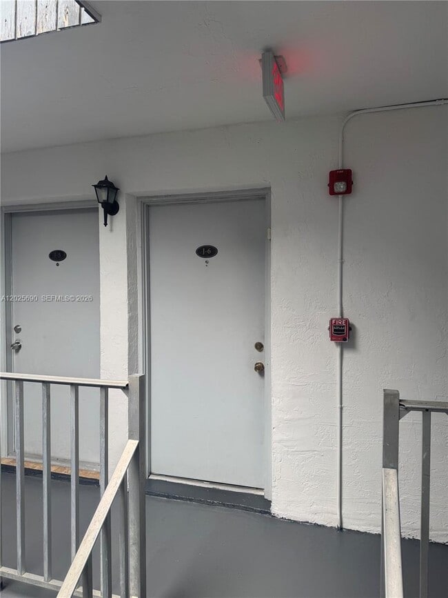 Photo - 7235 SW 94th Pl Unit J6