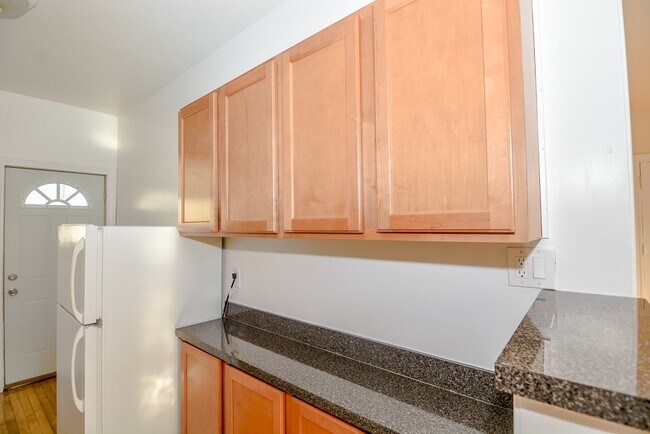 842 W Waveland Ave Unit S4