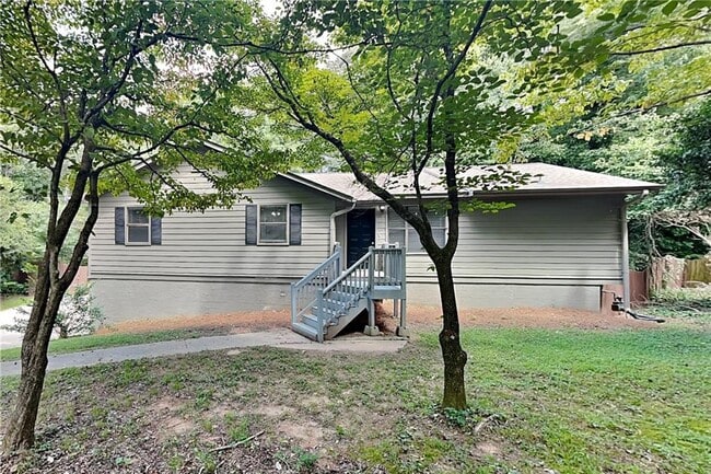 Photo - 1702 Hickory Grove Trail NW House