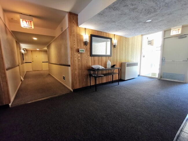 Photo - 737 Ridge Ave