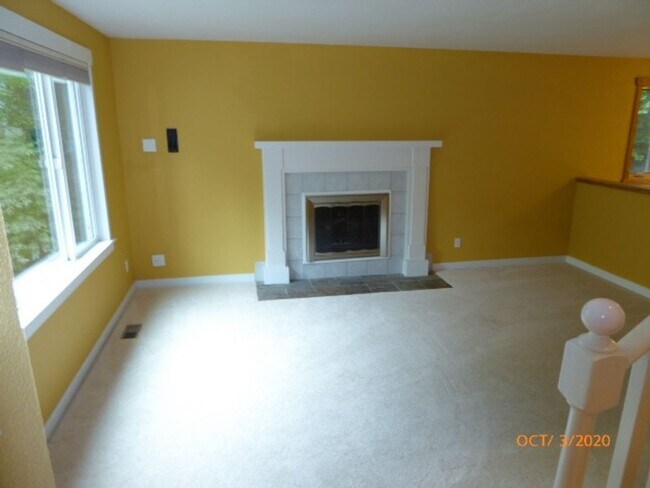 Photo - Beautiful 2 Story 3 Bed 2.5 Bath