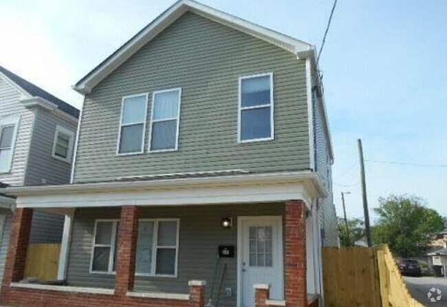 Building Photo - 320 M St Rental