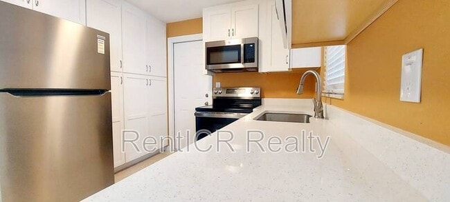 Photo - 2028 Douglas Ave