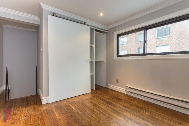 219 E 23rd St Unit 20