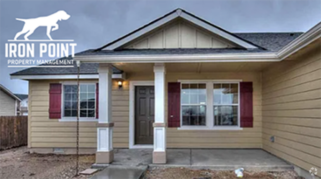 Building Photo - 3bed/2bath w/bonus room, 3 car garage, spl... Rental