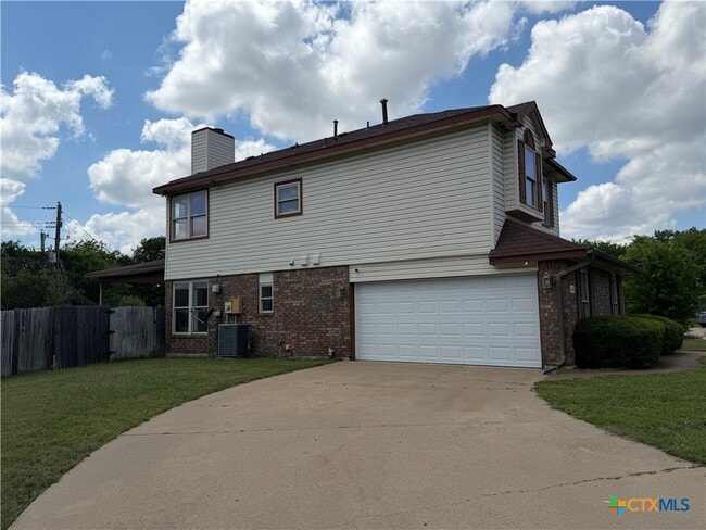 Photo - 2208 Illinois Dr