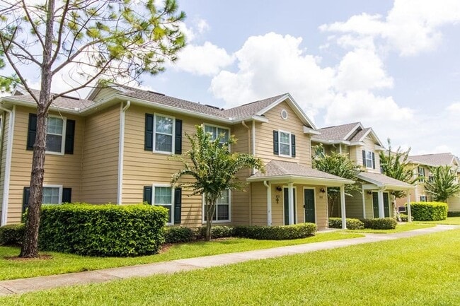 Building Photo - READY SET GO HOME!  TO THIS 3 BEDROOM 2 BATH CONDO! CALL LINDA PATTI 386.837.2882