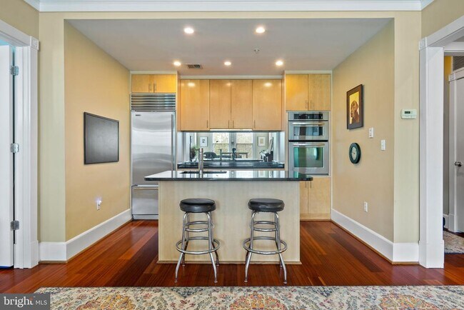 Photo - 900 N Washington St Unidad 304E