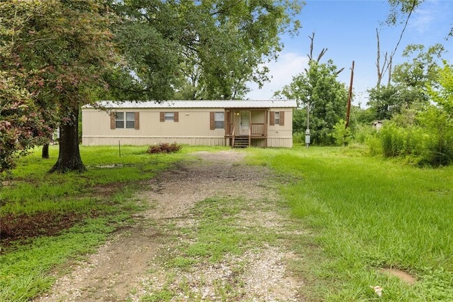 Building Photo - 22091 Bowden Dr