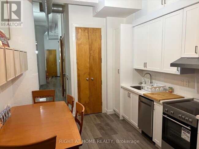 Photo - 155 Dalhousie St Unit 538