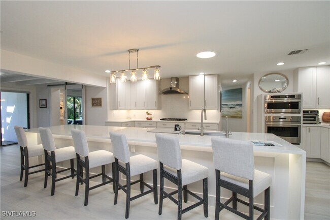 Photo - 1555 Crayton Rd