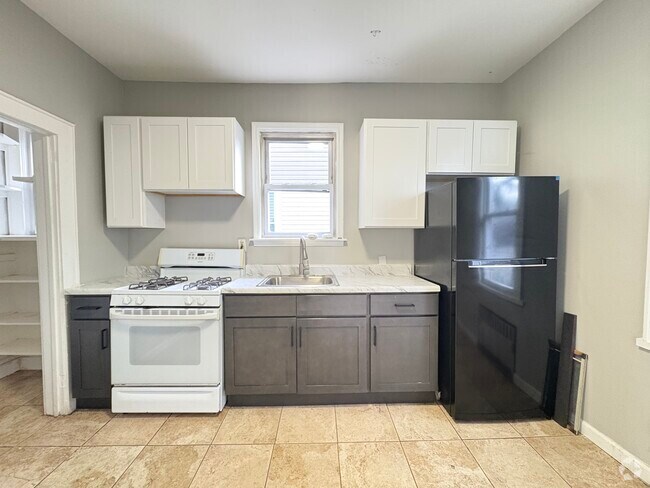 Building Photo - 295 Isabella Ave Unit 1 Rental
