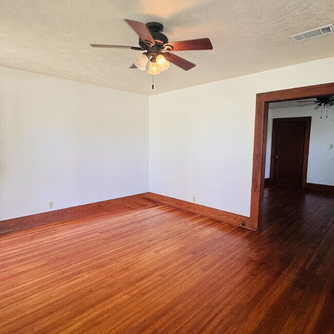Photo - Spacious Single-Family Home in the Heart of Port Neches, TX