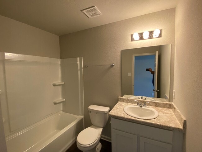 Photo - NEW  4bed/2bath Home!!!