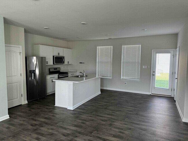 Photo - 81 Pepperwood Dr