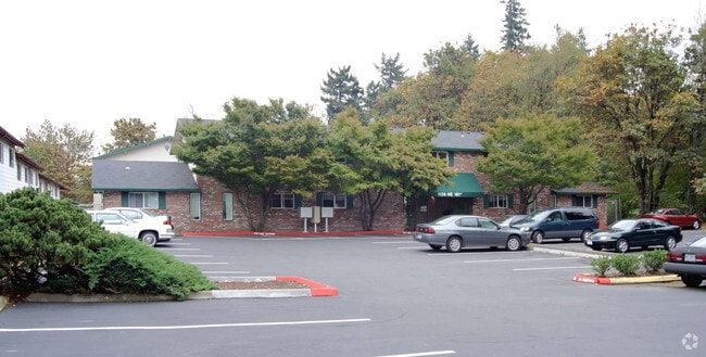 Summerwood Apartments