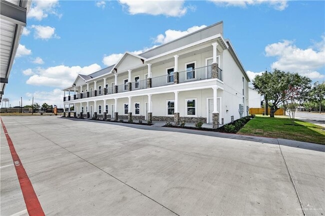 220 W V.F.W. Ave Unit 6
