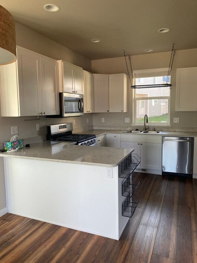 Photo - 1967 Calico Loop