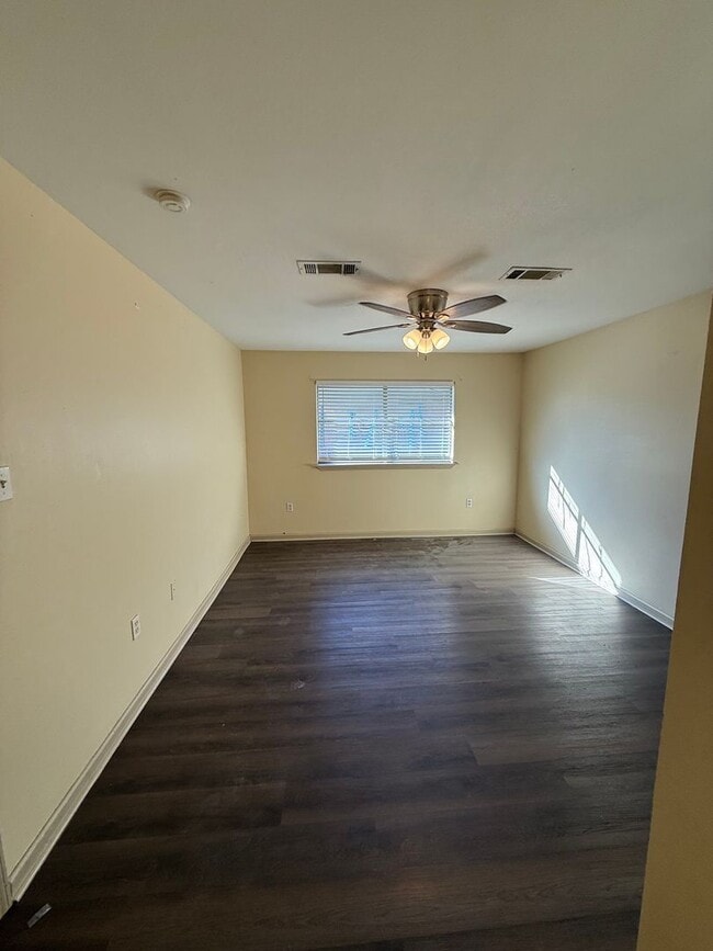 Photo - AM 8181-83 Jefferson Park Unit AM 8181 Jefferson Park