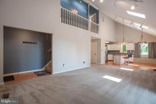 Photo - 1619 Summit Dr
