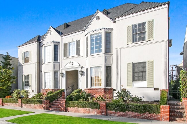 Photo - 9619 W Olympic