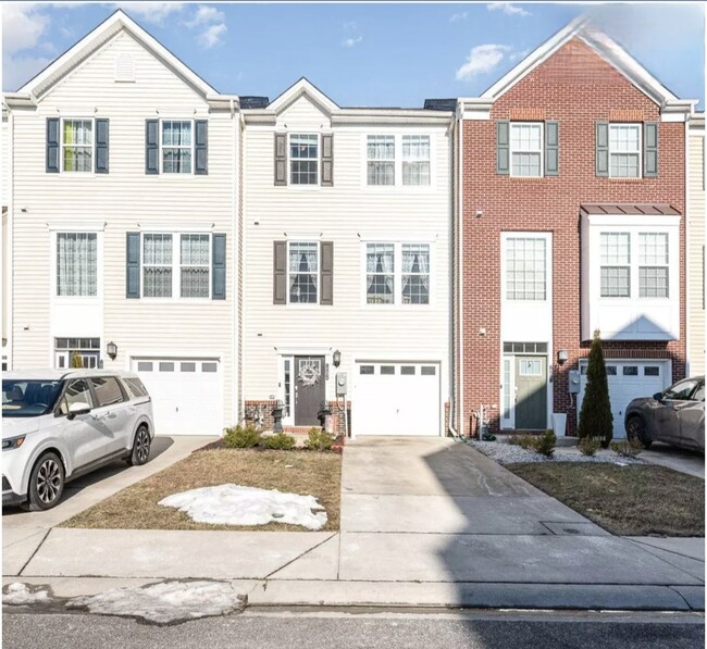 Photo - 1204 Fenwick Rd Townhome