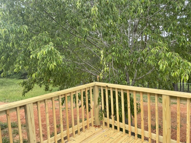 Photo - 326 Oak Leaf Cir