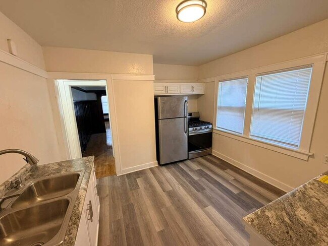 Photo - 2213 N 57th St