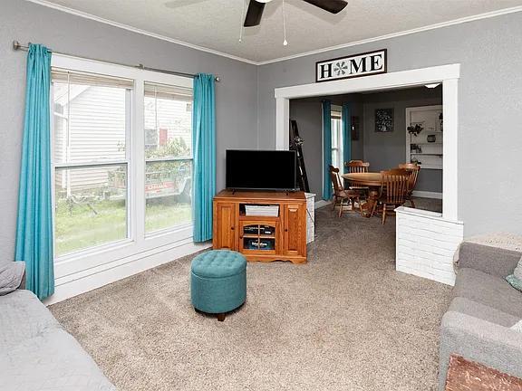 Building Photo - 420 9th St