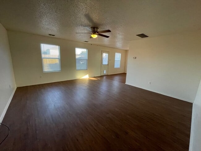 Photo - Nice 2 Story Home in Eagle Mtn. Saginaw ISD