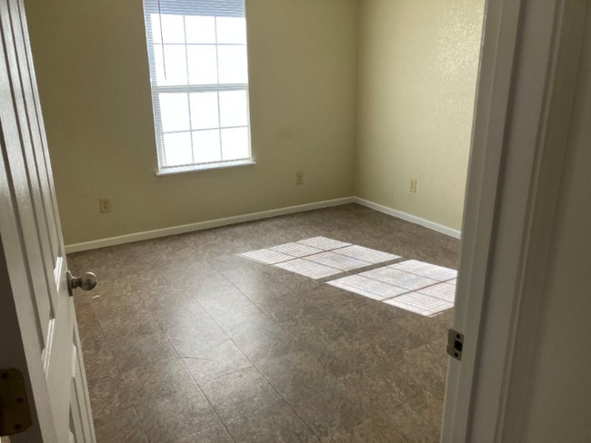 Photo - 504 Cantrell Ave