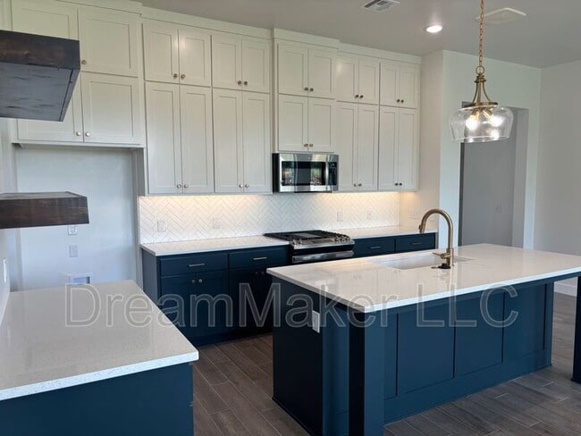 Photo - 3026 Hollow Crest Ln