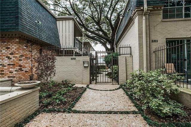 Building Photo - 5311 Fleetwood Oaks Ave Unit 166
