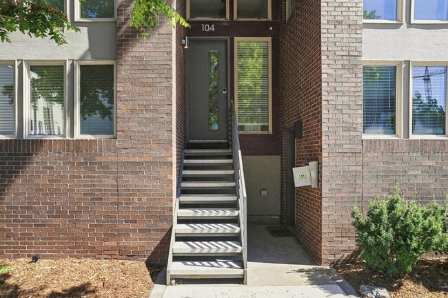 $4,015.95 with $300 Off The First Month's Rent, 3 Beds - 3.5 Baths, Single-Family Home in Denver ...