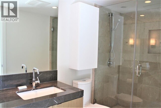 Photo - 125 E 14th St Unité 302