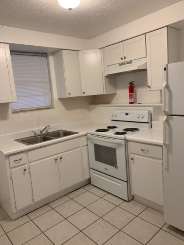 Photo - 774 Acosta St