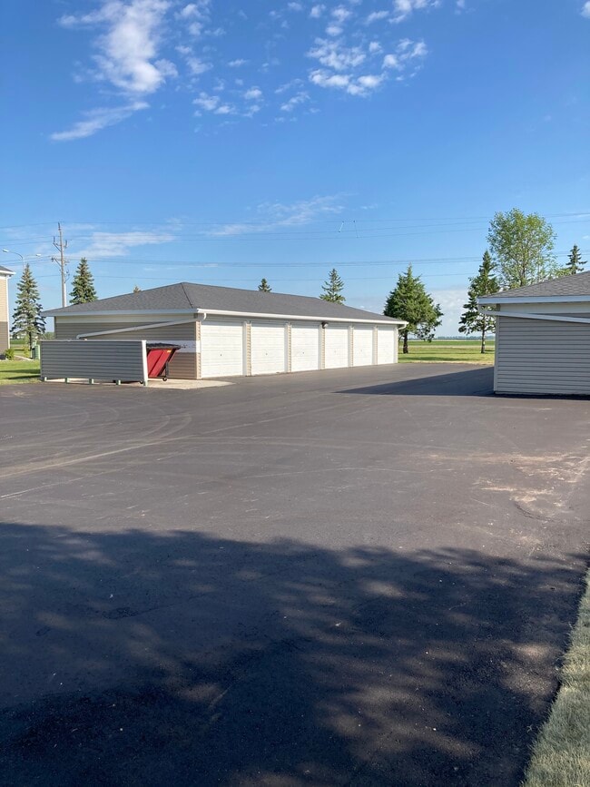 Photo - SummerField Crookston Townhomes