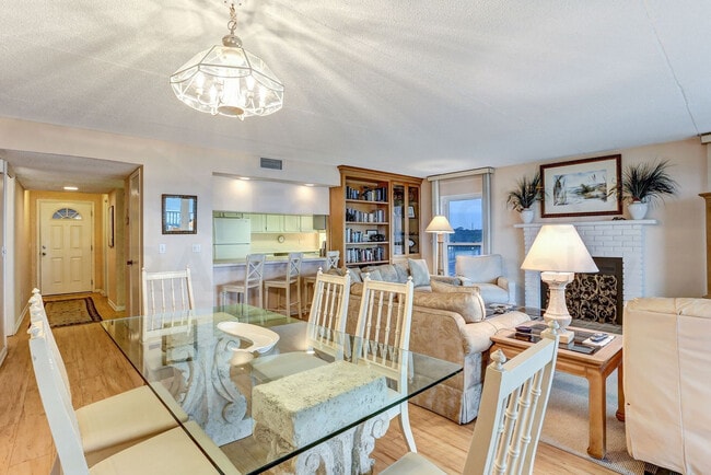 Building Photo - 3420 S Fletcher Ave Unit ID1248253P Rental