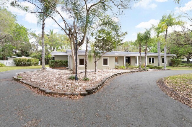 Photo - 6551 SW 126th St