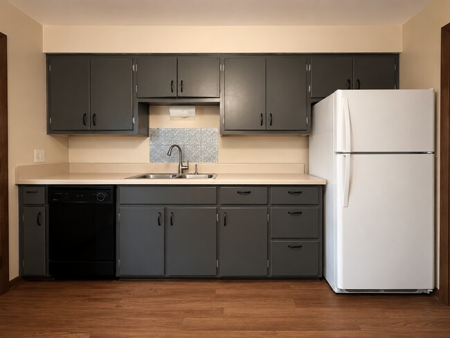 Photo - 2308 Parmenter St Unit 3