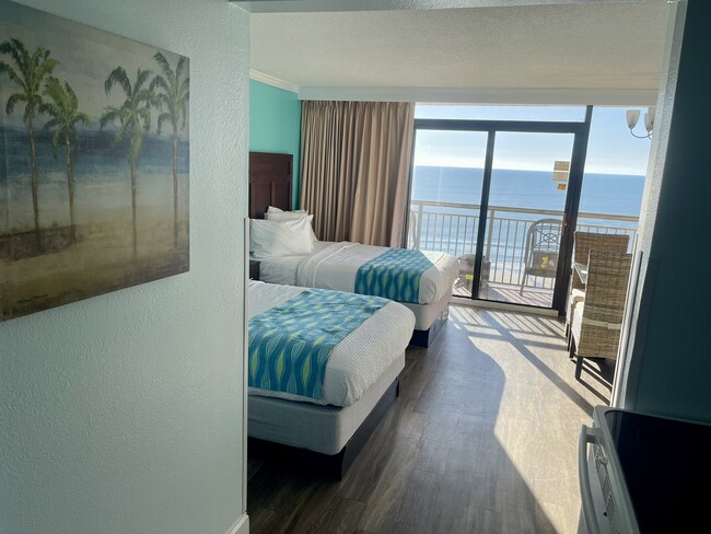 Photo - 6900 N Ocean Blvd Unidad 712