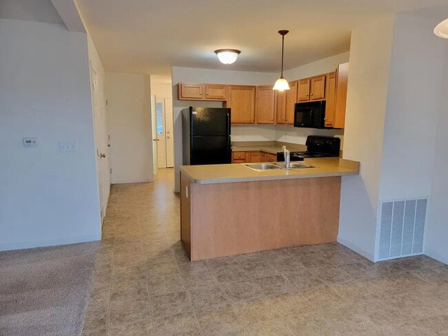 Photo - 701 Winding Ln