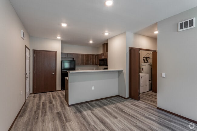 2BR, 2BA - 1,114 SF
