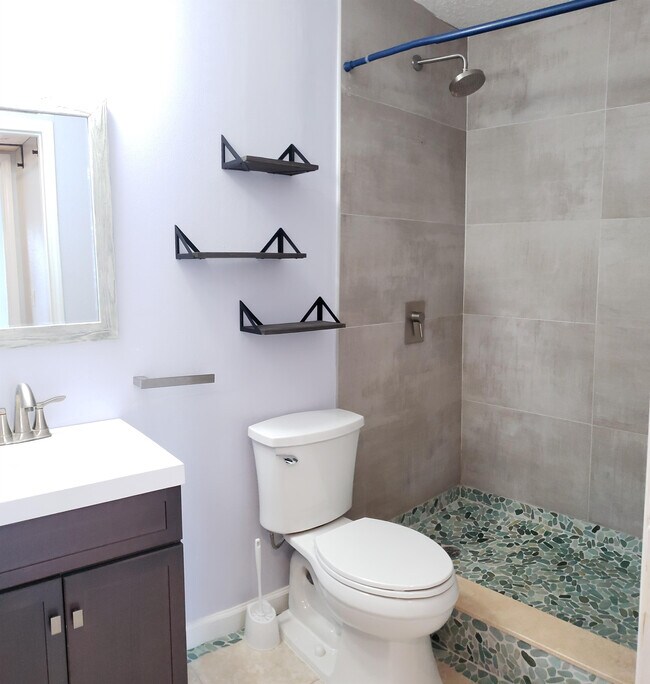 Photo - 222 Coco Plum Dr