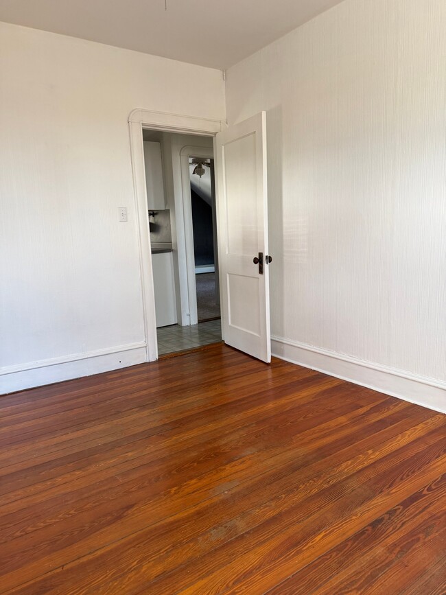 Photo - 3853 N Main St Unit 2