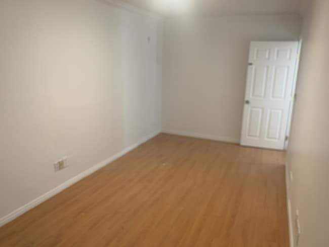 Photo - 1754 N Alexandria Ave Unidad 1/2