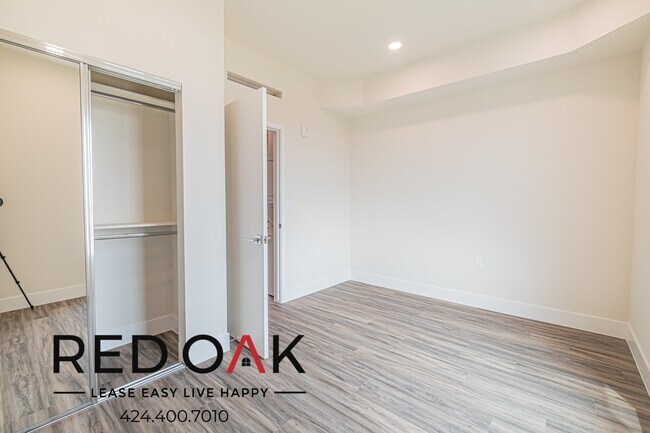 Photo - 1037 Dewey Ave Unit 312